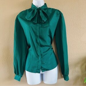 Vintage 70s Emerald Green Bow Tie Blouse Long Sleeve Button Front Size 13